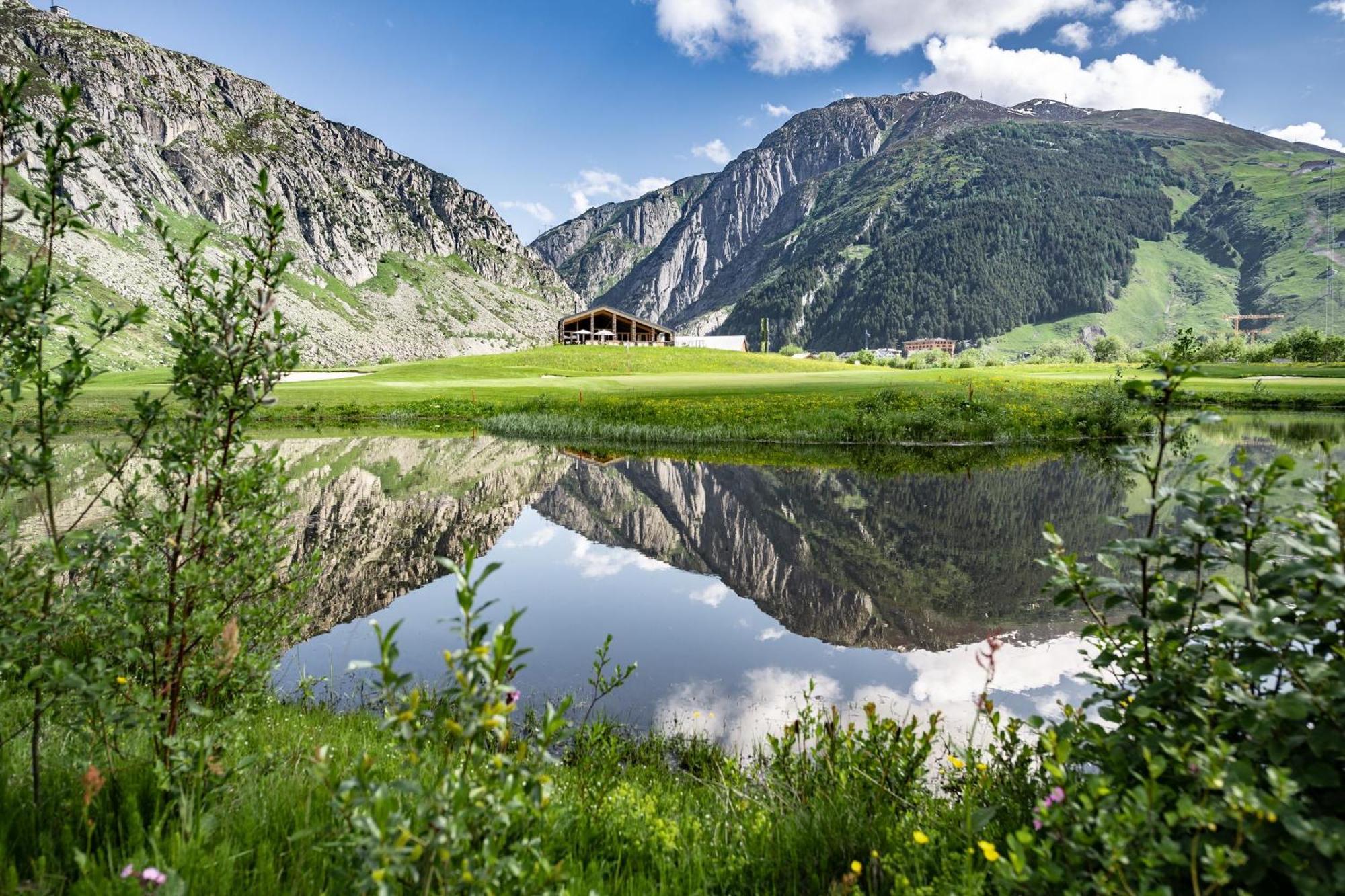Hotel The Chedi Andermatt Esterno foto