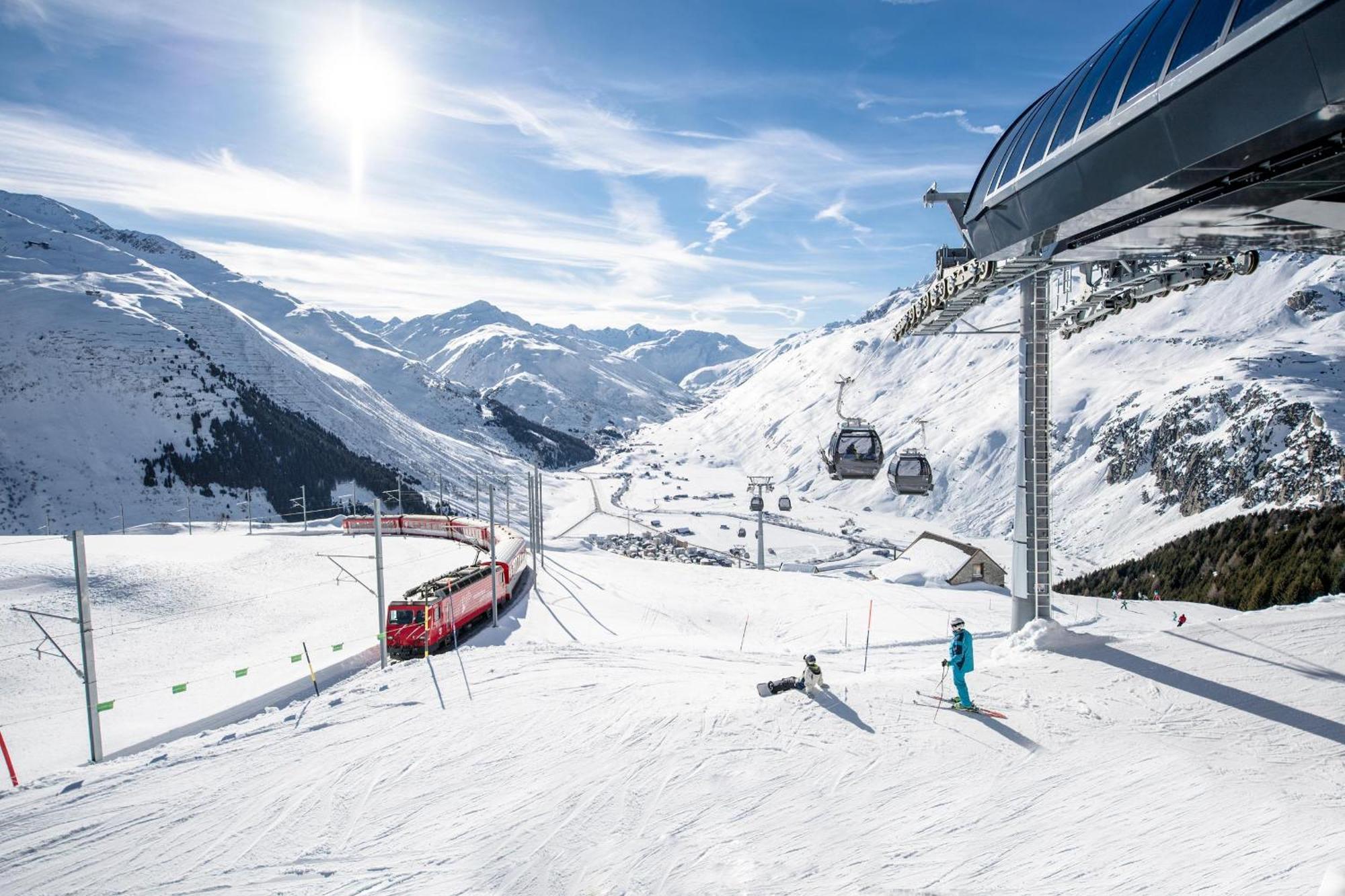 Hotel The Chedi Andermatt Esterno foto