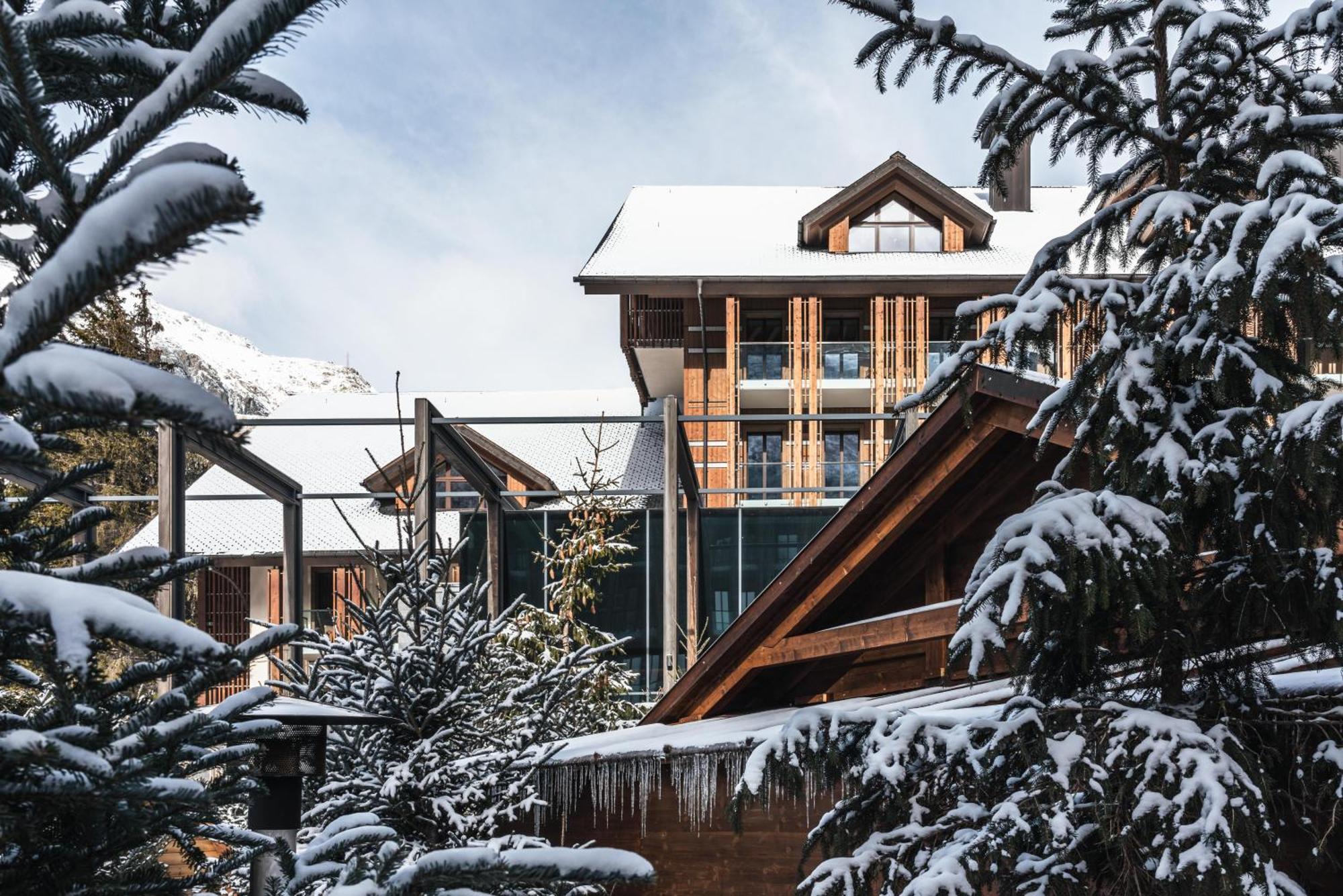 Hotel The Chedi Andermatt Esterno foto